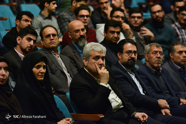 سالن اصلی تئاتر شهر بازگشایی شد