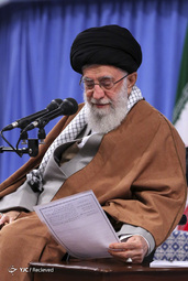 دیدار جمعی از تولیدکنندگان، کارآفرینان و فعالان اقتصادی با رهبر معظم انقلاب