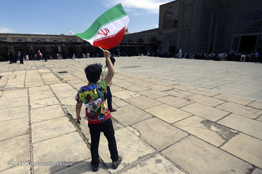 پرچم مقدس ایران‎