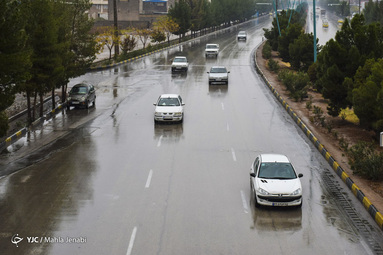 اولین بارش باران پاییزی در کرمان