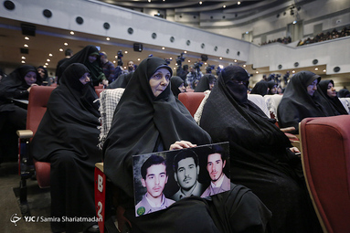 گرد همایی چهار هزار نفری دختران بسیجی