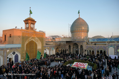 آیین اهتزاز پرچم گنبد حرم حضرت عبدالعظیم  حسنی علیه السلام