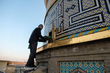 آیین اهتزاز پرچم گنبد حرم حضرت عبدالعظیم  حسنی علیه السلام