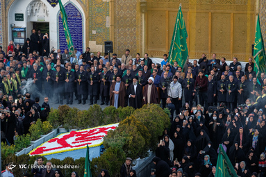 آیین اهتزاز پرچم گنبد حرم حضرت عبدالعظیم  حسنی علیه السلام