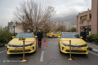 مراسم رونمایی از ناوگان نوسازی شده تاکسیرانی