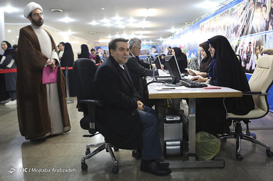 سومین روز ثبت نام داوطلبان انتخابات مجلس در تهران