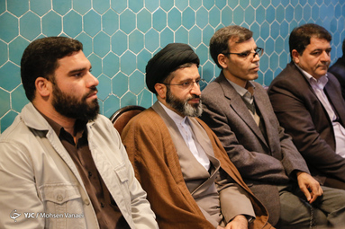 حضور سید مسعود خامنه ای فرزند رهبر معظم انقلاب در مراسم ختم خواهر دکتر ولایتی
