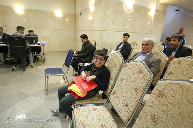 پنجمین روز ثبت نام داوطلبان انتخابات مجلس در تهران