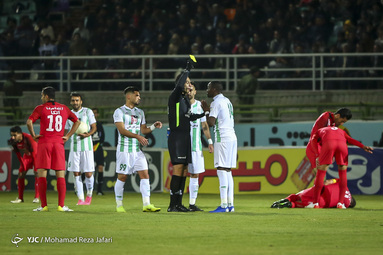 لیگ برتر فوتبال/ ذوب آهن صفر - پرسپولیس ۳