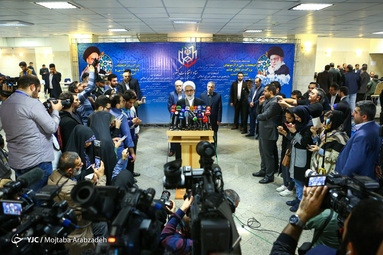 بازدید حجت الاسلام منتظری دادستان کل کشور از روند ثبت نام داوطلبان انتخابات مجلس در ستاد انتخابات وزارت کشور