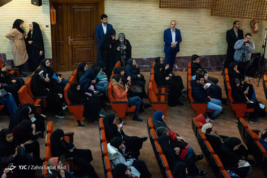 سخنرانی فرهاد دژپسند وزیر امور اقتصادی و دارایی در دانشگاه الزهرا تهران