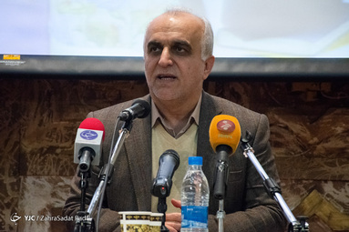 سخنرانی فرهاد دژپسند وزیر امور اقتصادی و دارایی در دانشگاه الزهرا تهران
