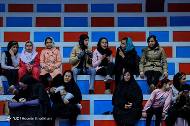 افتتاحیه رقابت‌های بین‌المللی کشتی نونهالان