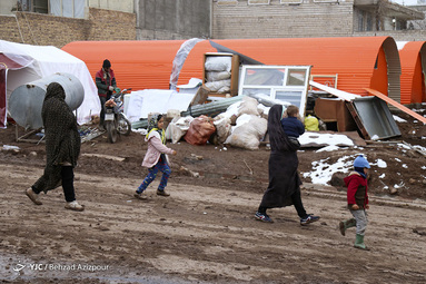 روستای ورنکش یک ماه پس از زلزله