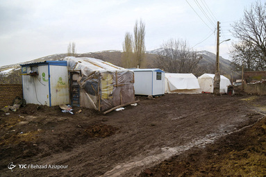 روستای ورنکش یک ماه پس از زلزله