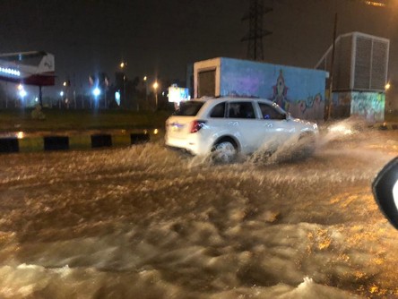 آبگرفتگی منازل مسکونی شهروندان خوزستانی در پی بارش بارن های سیل آسا