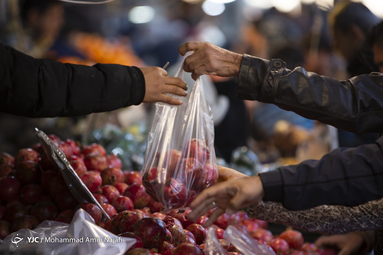 بازار شب یلدا در همدان