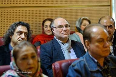 دورهمی یلدایی در برج میلاد