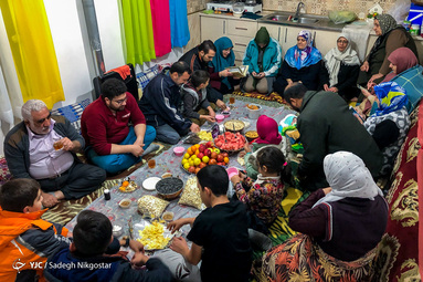 یلدای خانوادگی در کرج