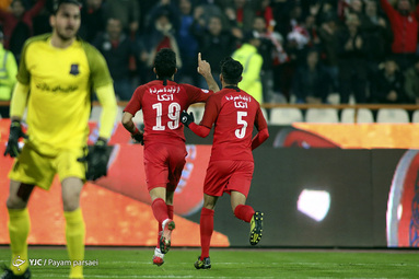 لیگ برتر فوتبال / پرسپولیس ۱ - نساجی ۰