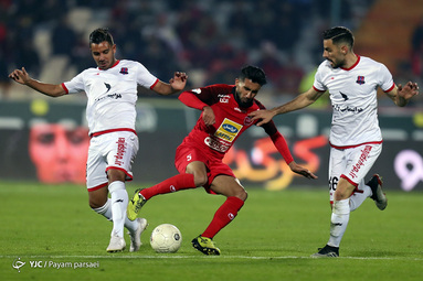 لیگ برتر فوتبال / پرسپولیس ۱ - نساجی ۰