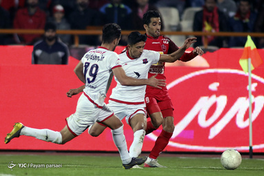 لیگ برتر فوتبال / پرسپولیس ۱ - نساجی ۰