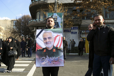 راهپیمایی مردم تبریز در پی شهادت سردار سپهبد حاج قاسم سلیمانی