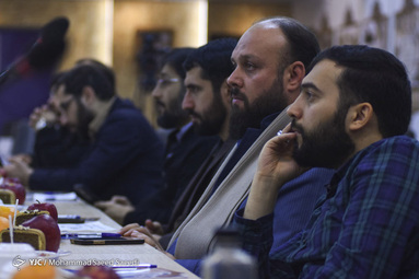 نشست ستایشگران جوان اهل بیت با حضور مداحان جوان تهران