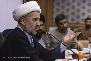 نشست ستایشگران جوان اهل بیت با حضور مداحان جوان تهران