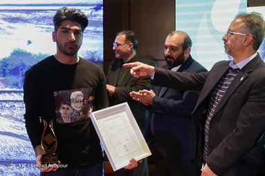 پژمان مولایی رتبه سوم در اختتامیه جشنواره عکس نور