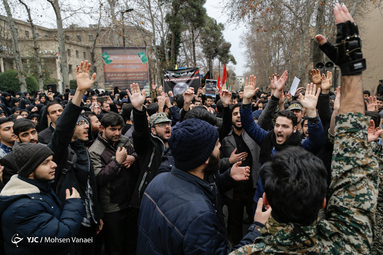 تجمع دسته عزاداری دانشجویان در دانشگاه تهران