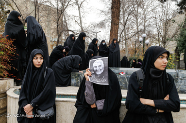 تجمع دسته عزاداری دانشجویان در دانشگاه تهران