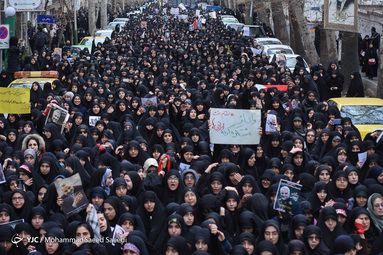 تجمع دسته عزاداری دانشجویان در دانشگاه تهران