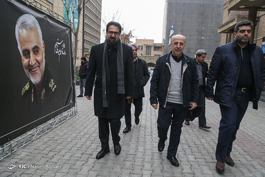 مراسم تجدید عهد هنرمندان با سردار قاسم سلیمانی