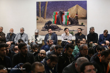 مراسم تجدید عهد هنرمندان با سردار قاسم سلیمانی
