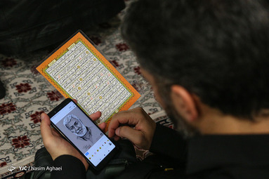 مراسم تجدید عهد هنرمندان با سردار قاسم سلیمانی