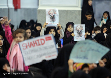 میثاق جوانان ۱۲۰ کشور با سردار شهید حاج قاسم سلیمانی