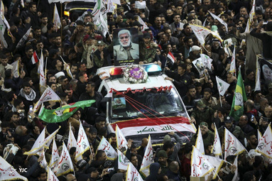 تشییع پیکر «حاج قاسم و ابومهدی» در کربلا