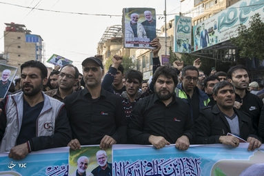 تشییع پیکر «حاج قاسم و ابومهدی» در کربلا