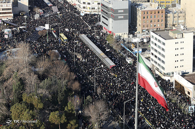 تصاویر هوایی از تشییع شهید سپهبد سلیمانی در تهران