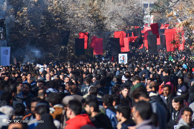تشییع پیکر مطهر شهید سلیمانی در کرمان