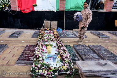 تشییع پیکر مطهر شهید سلیمانی در کرمان