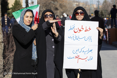 تجمع عظیم مردم همدان در سوگ شهادت سردار سپهبد قاسم سلیمانی