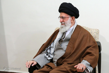 شیخ تمیم بن حمد آل ثانی امیر قطر، با حضرت آیت‌الله خامنه‌ای رهبر معظم انقلاب اسلامی دیدار کرد