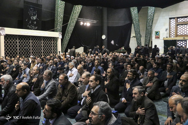 گرامیداشت قربانیان سانحه هوایی در دانشگاه تهران
