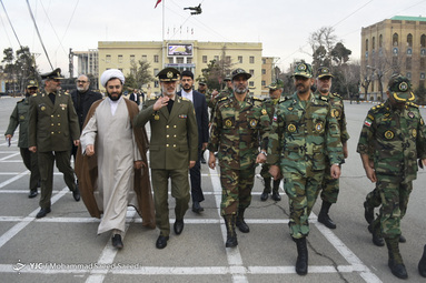 بازدید وزیر دفاع از دانشگاه افسری ارتش