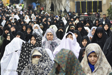 حضورپرشورمردم تهران در نماز وحدت بخش جمعه به امامت حضرت آیت‌الله العظمی خامنه‌ای