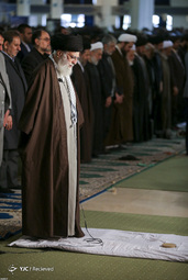 نماز جمعه امروز تهران ۲۷ دی ماه به امامت رهبر معظم انقلاب اسلامی در مصلای امام خمینی(ره) تهران برگزار شد.