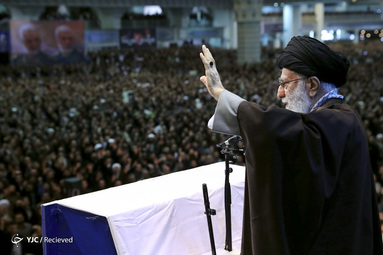 نماز جمعه امروز تهران ۲۷ دی ماه به امامت رهبر معظم انقلاب اسلامی در مصلای امام خمینی(ره) تهران برگزار شد.