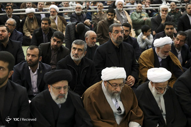 نماز جمعه امروز تهران ۲۷ دی ماه به امامت رهبر معظم انقلاب اسلامی در مصلای امام خمینی(ره) تهران برگزار شد.
